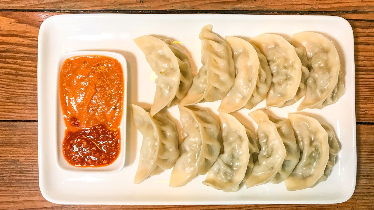 Momos